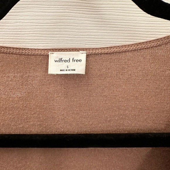 Top - Picture 3 of 4